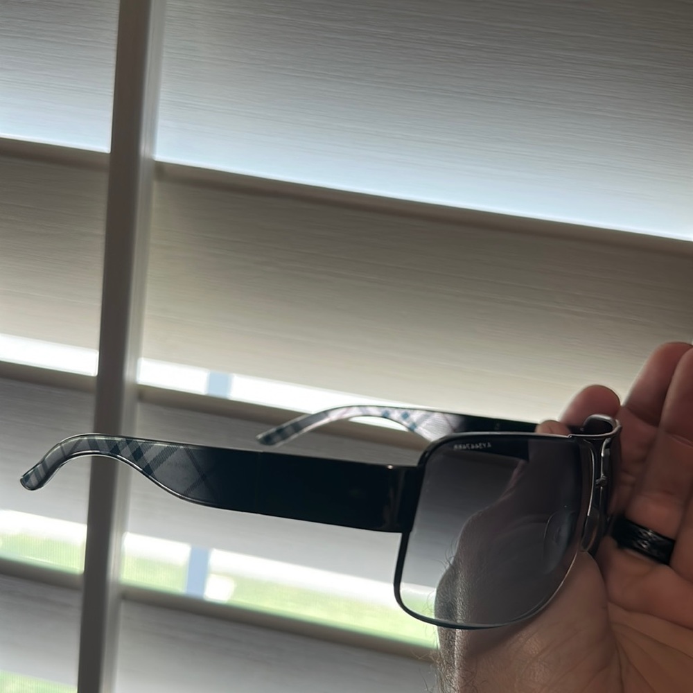 Original Burberry sunglasses